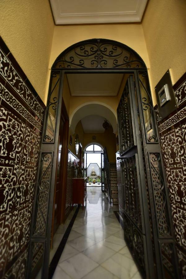 Triana Los Principes Seville Luaran gambar