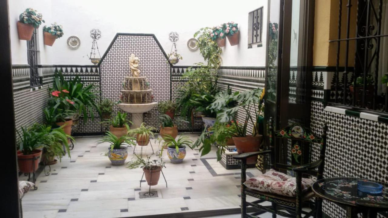 Triana Los Principes Seville Luaran gambar